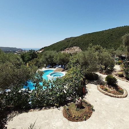 Resort "Maslinjak" Bečići Luaran gambar