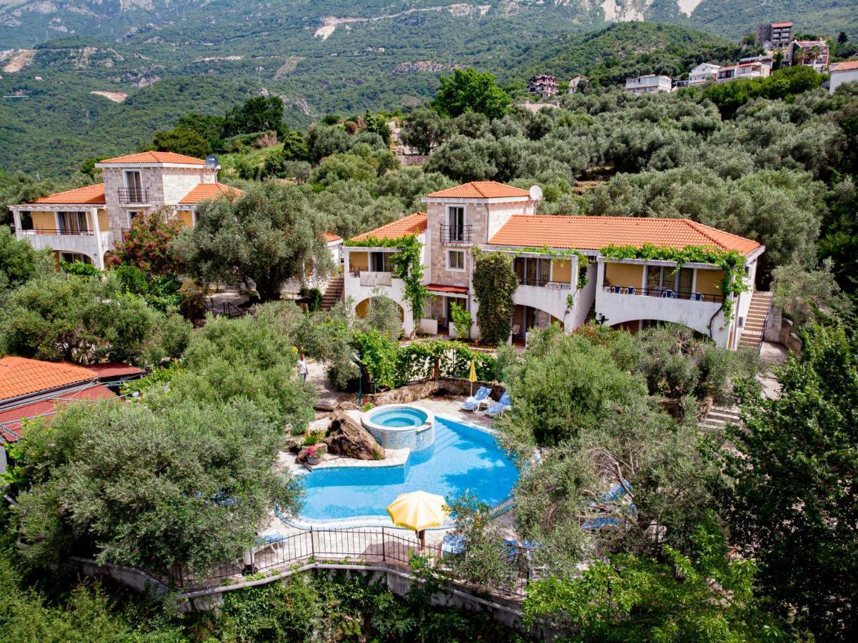 Resort "Maslinjak" Bečići Luaran gambar