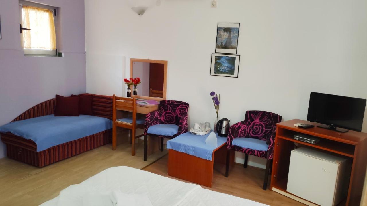Resort "Maslinjak" Bečići Luaran gambar